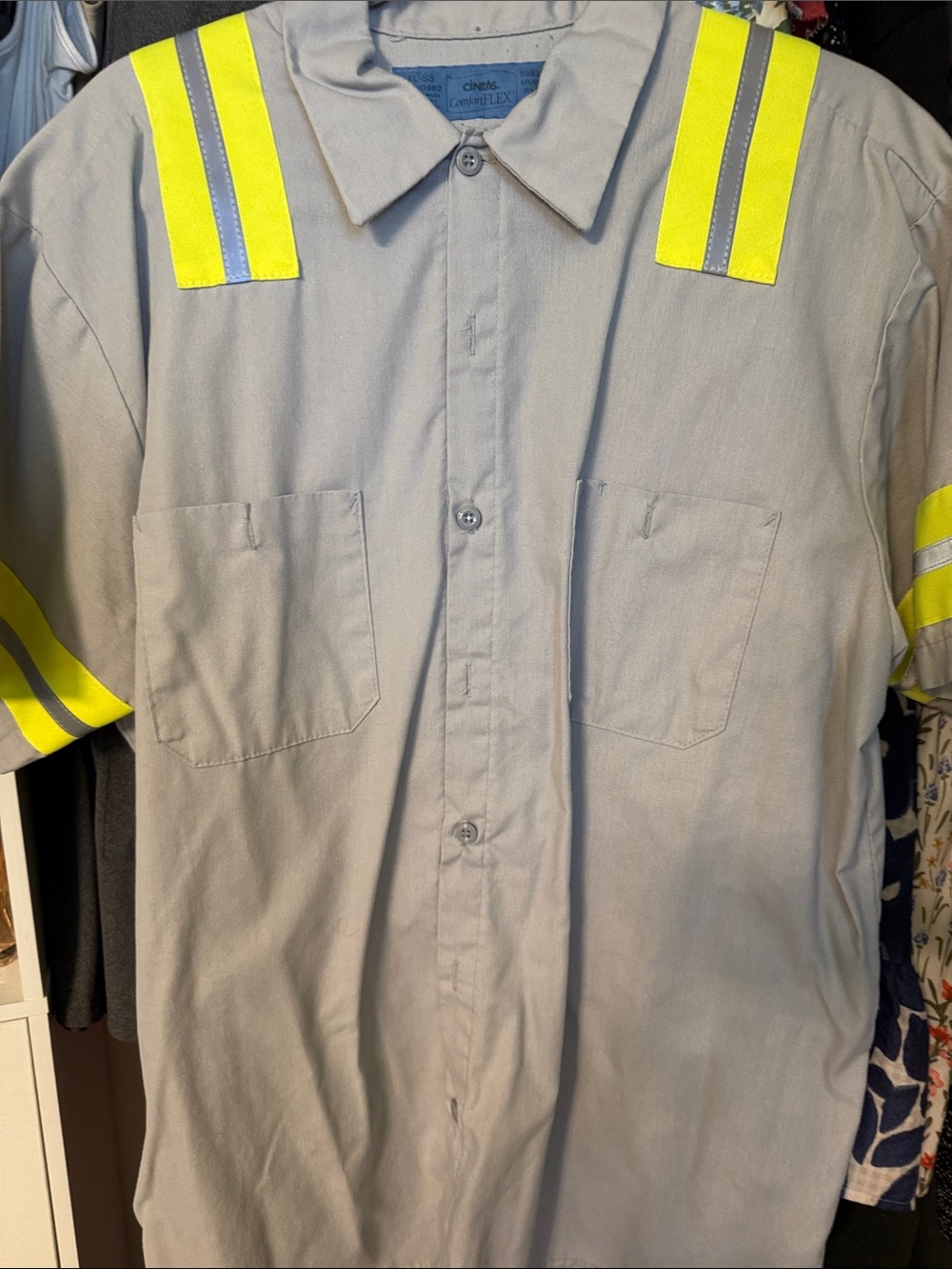Men's High-Visibility Short-Sleeve Button-Down Shirt - Gray with Yellow Accents